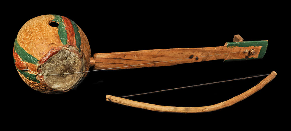 Bird song on an old gut string by Tayo  Aluko